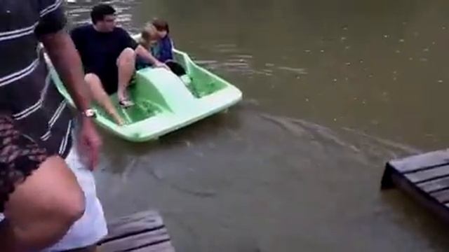 Pedalinho смотреть онлайн