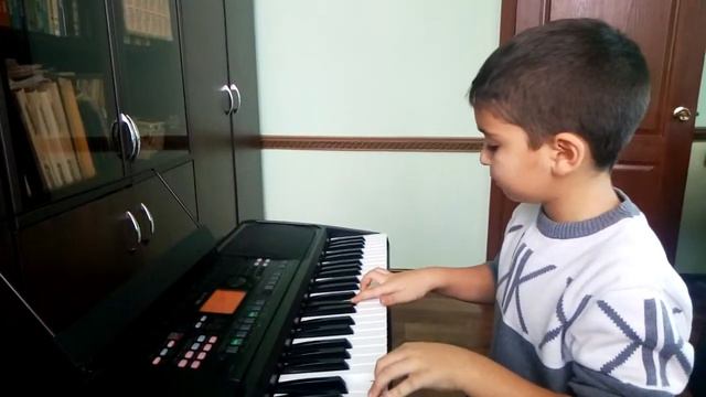 Арсен Тамамян, 7 лет, синтезатор, "Французская мелодия", ДШИ ст.Алексеевской смотреть онлайн