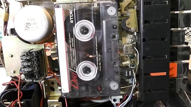 Hitachi Radio Cassette Repair TRK 1255ER смотреть онлайн