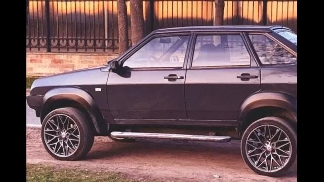 СТУДЕНТ из ПИТЕРА продаёт редкий дизельный «Тарзан» за 400 000 рублей с 19 дюймовыми колесами смотреть онлайн