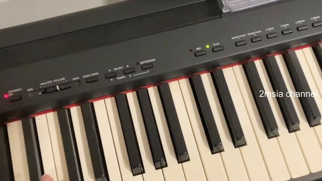 Yamaha Digital Piano P-85 смотреть онлайн