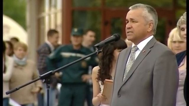 Последний звонок-2015 прошел в Ледовой арене. 3-06-15