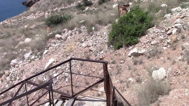 Пляж Васили в Балаклаве, Севастополь. Какая сейчас обстановка в Крыму? Много ли туристов? смотреть онлайн