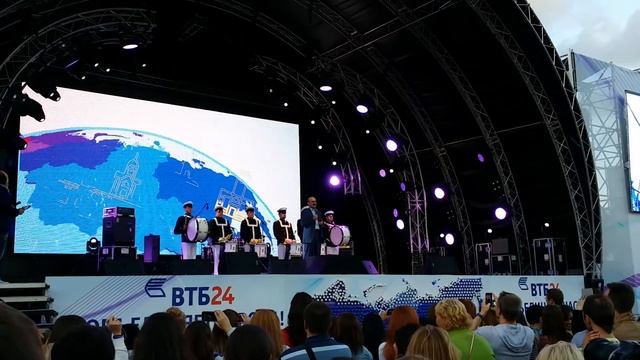 ВТБ24 - 10 лет! Поздравления М.М. Задорнова смотреть онлайн