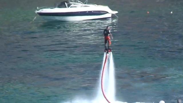 Flyboard. Мальта, развлекает и завлекает туристов. Malta.Самые и интересные места на земле. смотреть онлайн