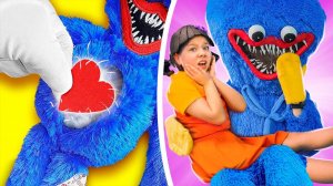 Who better to shoot Tik Tok with Kissy Missy and Mommy long legs?!