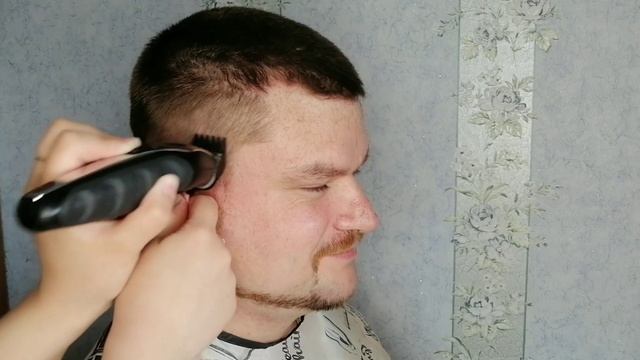 Тестируем Триммер WAHL 9888 1316 (часть 2). Создание спортивной стрижки с помощью триммера. смотреть онлайн