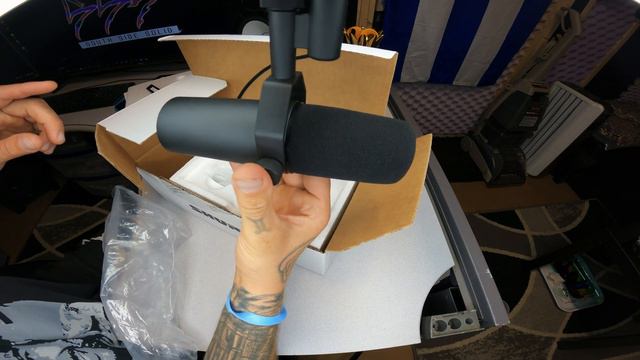 SHURE SM7B UNBOX & RAW AUDIO TEST смотреть онлайн