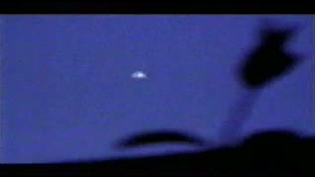 Любительская съёмка НЛО Lowe stoft - UFO смотреть онлайн