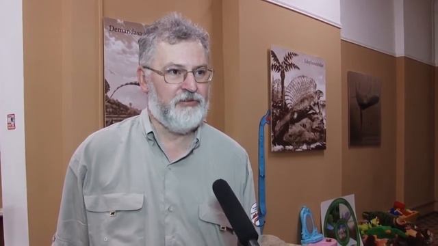 20190807-Один из ведущих российских палеонтологов прибыл с рабочим визитом в Кузбасс смотреть онлайн