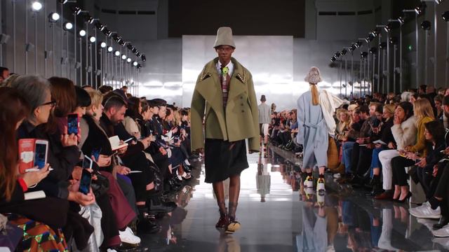 Maison Margiela ‘Défilé’ Co-ed Autumn-Winter 2020 Collection смотреть онлайн