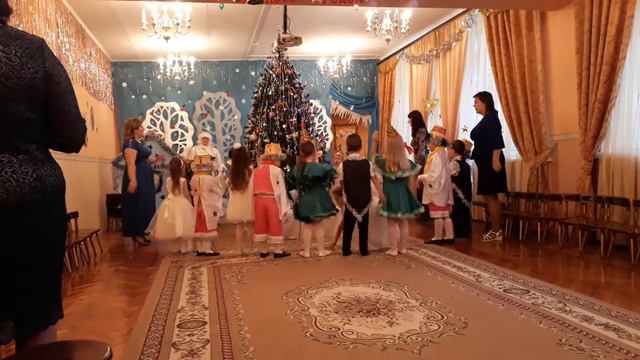 Арыслан новогодний утренник 28.12.2017 ( часть 1) смотреть онлайн