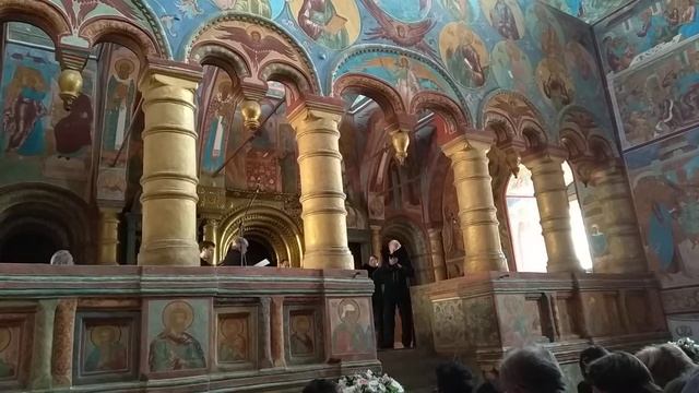 Хор подворья Оптиной пустыни в Ростовском кремле фрагмент 1 смотреть онлайн