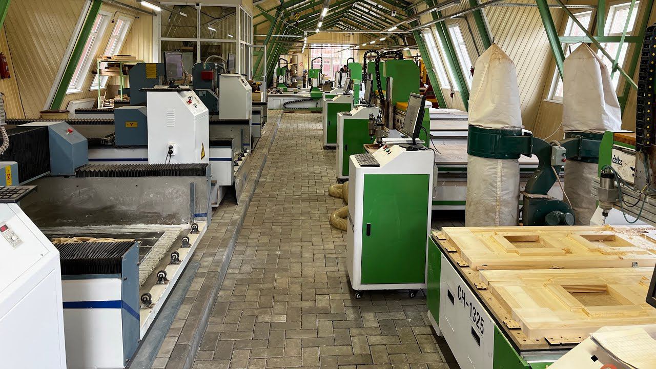 Цех на оборудовании woodtec 12 станков круглосуточно в работе смотреть онлайн