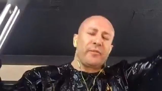 О костюмах-саунах смотреть онлайн