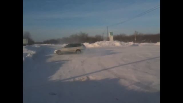 Валю боком, встаю в точку..)) Caldina drift... смотреть онлайн
