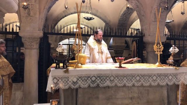 Епископ Гедеон вознёс молитву за мир в Украине перед мощами святителя и чудотворца Николая в г.Бари смотреть онлайн