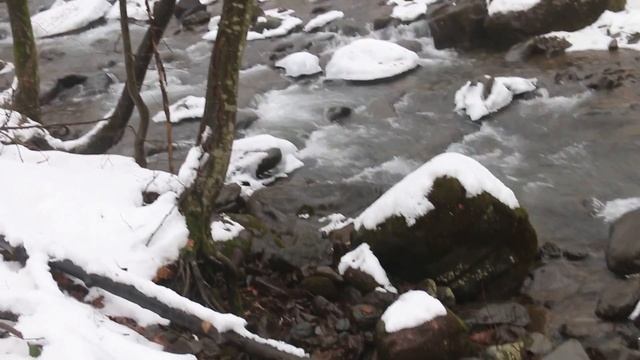 Релаксация шум водопада и ручья (Карпаты)