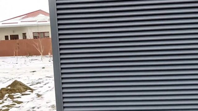 Откатные ворота жалюзи. Заборная секция и калитка.