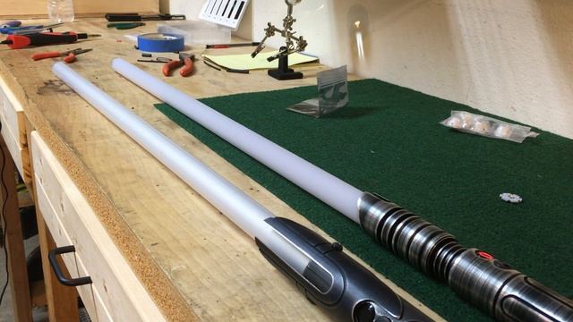CREE XM-L RGBW Lightsaber LED Review смотреть онлайн