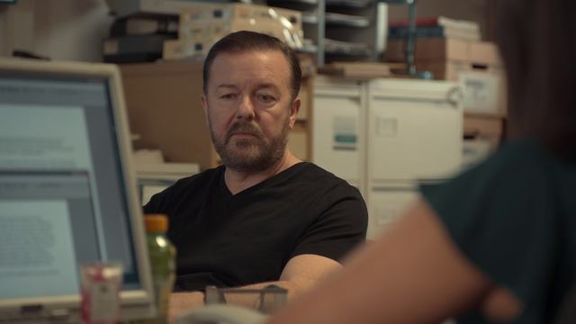 Следом за жизнью / After Life – 2 сезон 3 серия смотреть онлайн