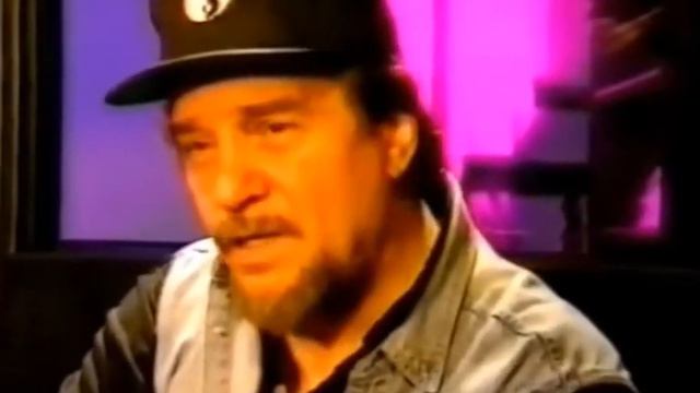 Waylon Jennings & Jessi Colter - Deep In The West смотреть онлайн