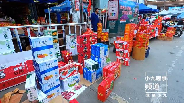 給媳婦準備一個禮物，三個孩子搶著開箱，看看是什麼 | Valentine's Day gift, three children grabbed to open the box, see what i смотреть онлайн