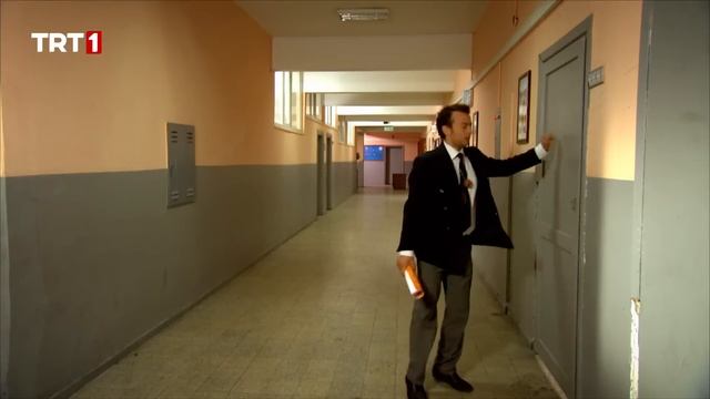 Leyla ile Mecnun 9. Bölüm смотреть онлайн