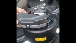 Ремонт моторчика печки Опель Сигнум, Вектра. Замена втулки моторчика.