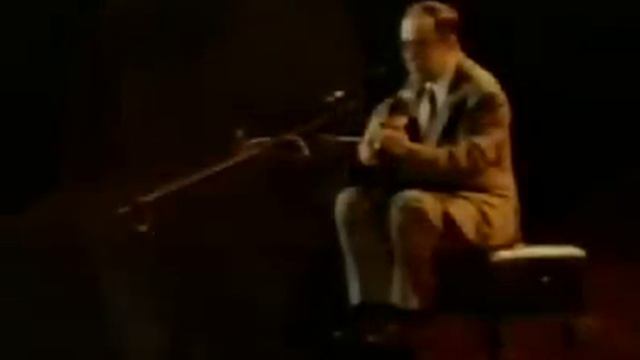 Joao Gilberto "Black and White Photograph" (Tom Jobim & Chico Buarque) смотреть онлайн