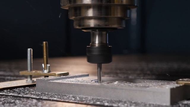 Как фрезеровать оргстекло, акрил и мягкие металлы (алюминий, медь, латунь). смотреть онлайн