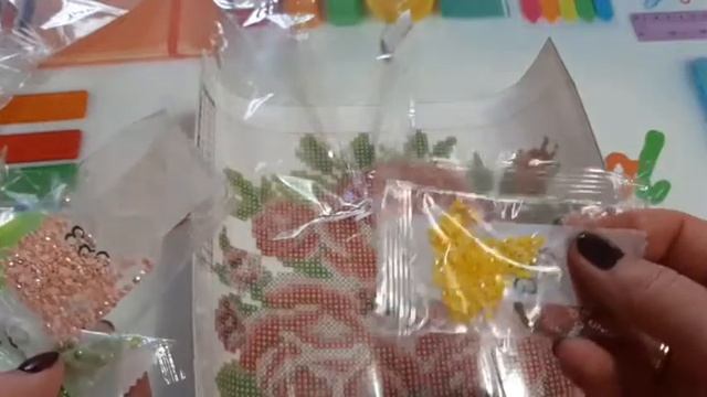 Алмазная вышивка "Цветочный карнавал" из магазина Галамарт смотреть онлайн