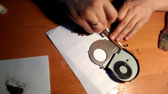 Lenovo Ideapad Flex 15 Разборка и чистка