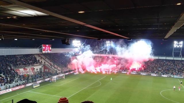 Cracovia oprawa (vs Wisła 2017) смотреть онлайн