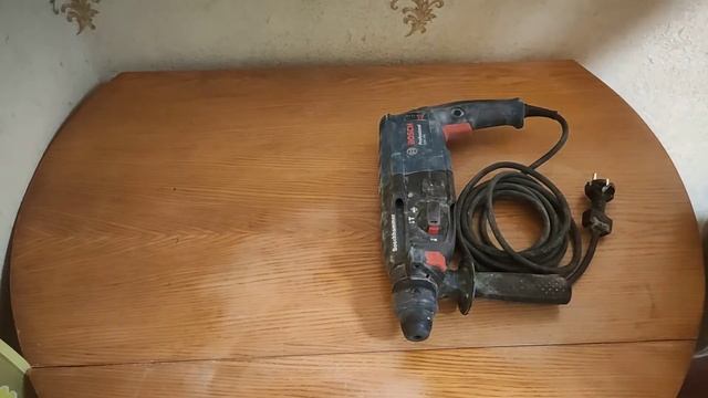 Перфоратор Bosch GBH 240 смотреть онлайн