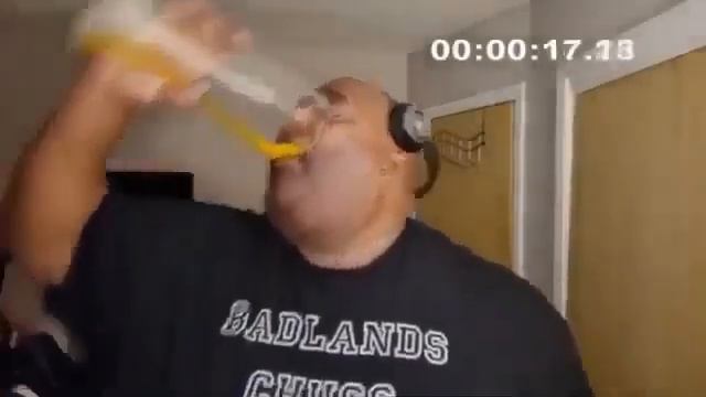Roblox Drinking Sound смотреть онлайн