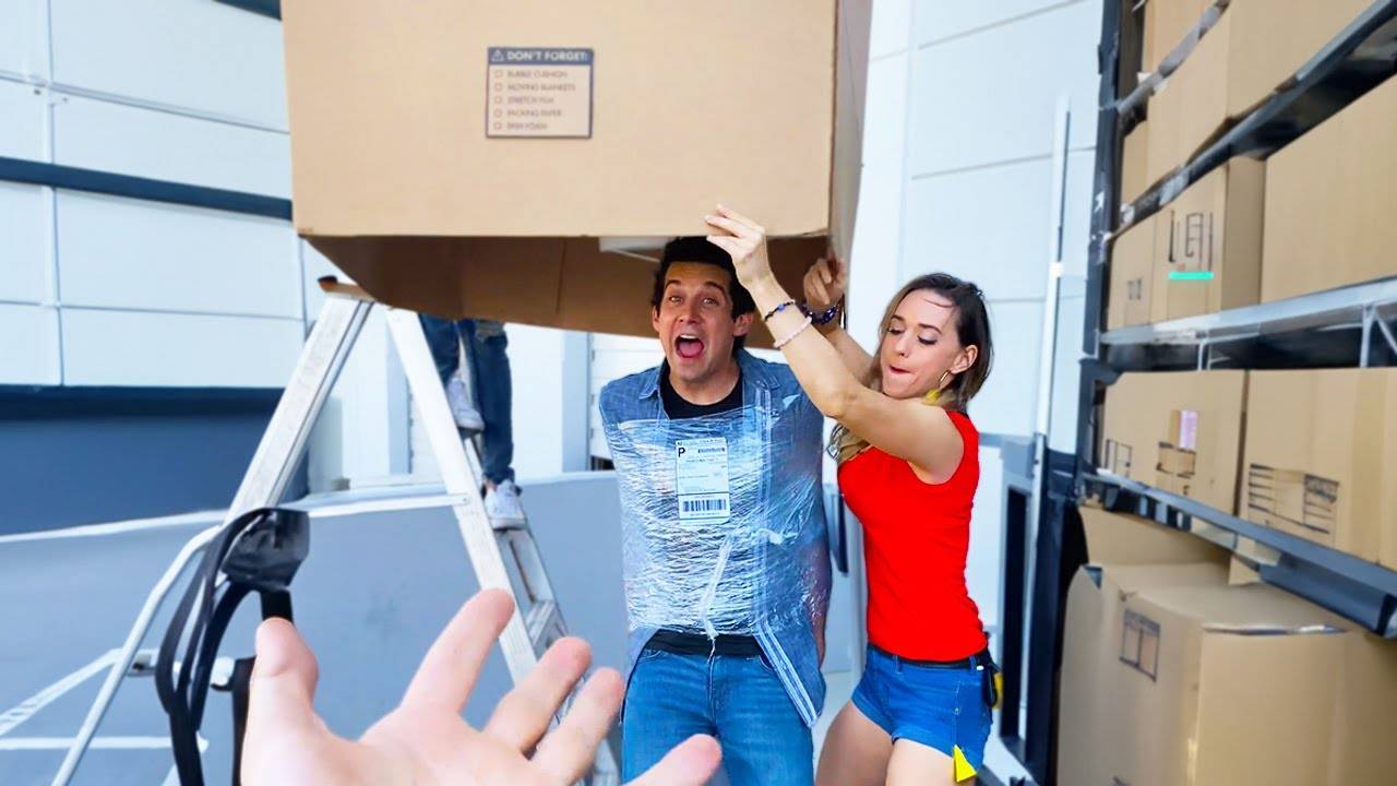 Выберется ли он из коробки? смотреть онлайн