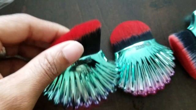 Kabuki Makeup Brushes Sets by MAANGE смотреть онлайн