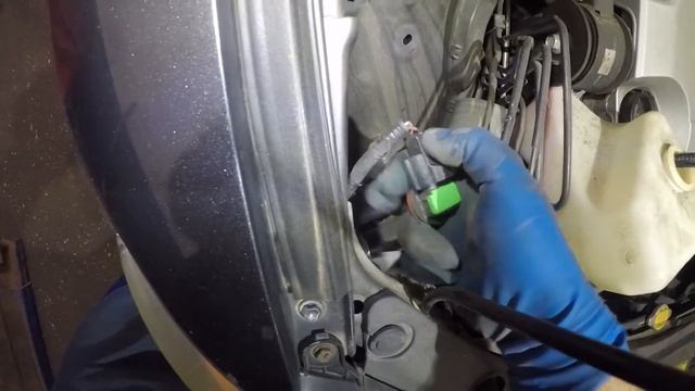 Head light Bulb change on Toyota Venza | Head lights dont work replace the bulb смотреть онлайн