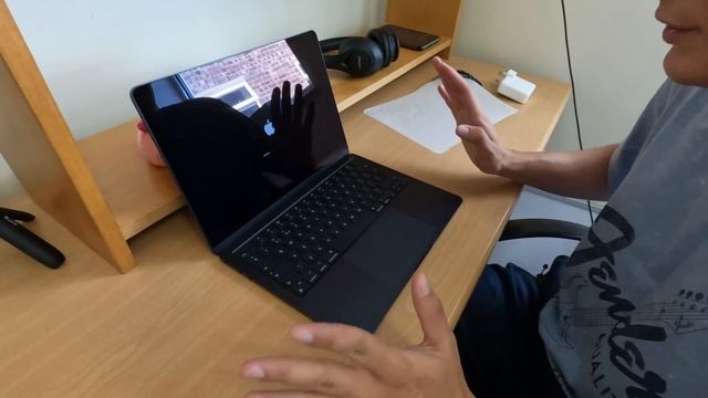 UNBOXING **MIDNIGHT** M2 MACBOOK AIR | POSSIBLY THE BEST APPLE PRODUCT FOR STUDENTS IN 2022