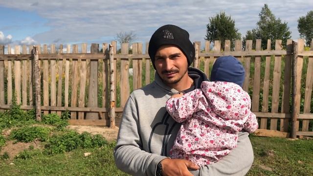 Что делают в деревне, когда нельзя работать? Овчарня. Козлятник. Как и на что мы живем? Елочка! смотреть онлайн