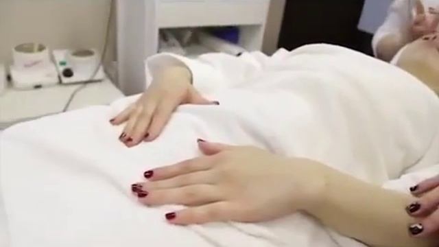 Пилинг процедура обеденного перерыва в Эстетик Оранж смотреть онлайн