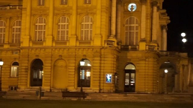 Sony a5000 : video sample (night) смотреть онлайн