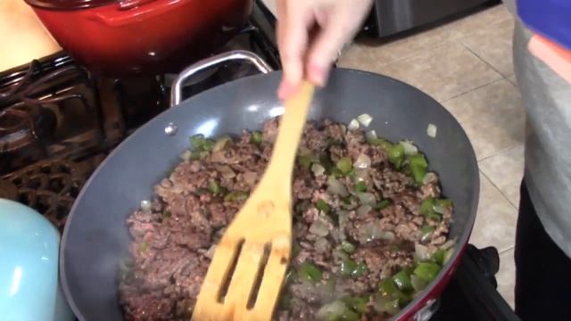 PHILLY CHEESESTEAK SLOPPY JOES RECIPE MASHUP | COOK WITH ME | WHAT'S FOR DINNER смотреть онлайн