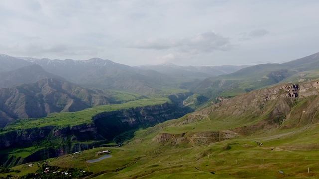 Unbelievable views of Goghtanik village - Armenia drone video 4K смотреть онлайн