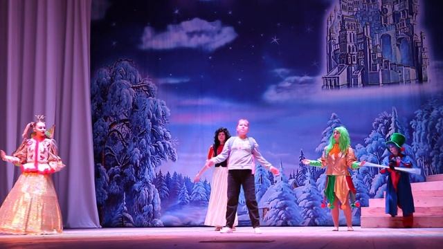 Сказка ,рассказанная на Новый год, ДК "Молодёжный" смотреть онлайн