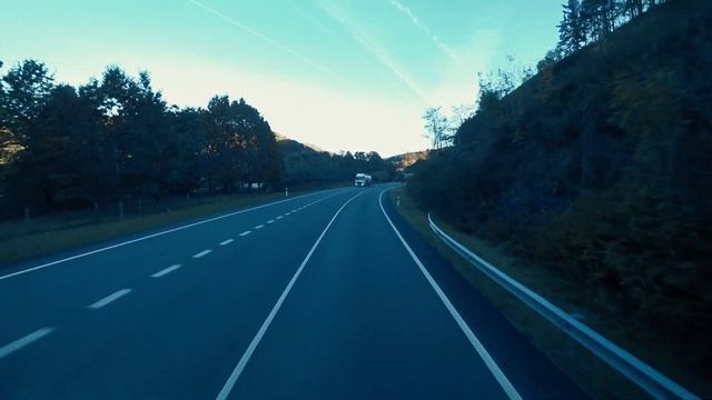 N-121-A обычная бесплатная дорога в Испании смотреть онлайн