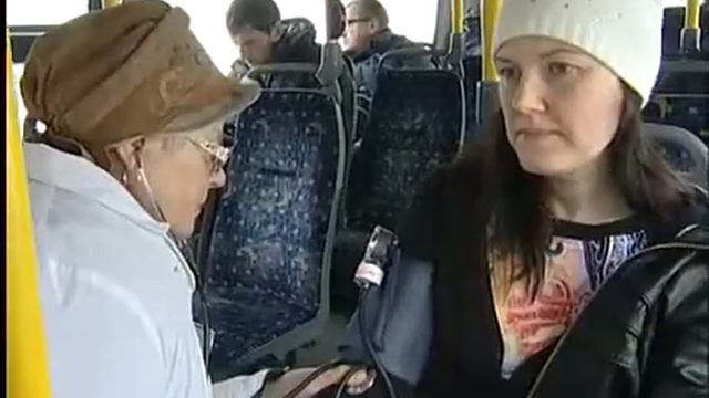 Врач, консультирующий в автобусе, уговорил пассажира бросить курить смотреть онлайн