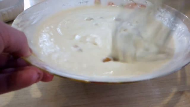 ОЛАДУШКИ НА СЫВОРОТКЕ С ИЗЮМОМ? смотреть онлайн