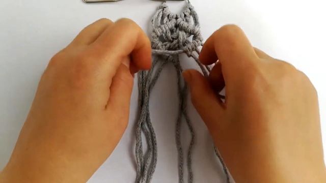 Macrame / Макраме для начинающих / Брелок своими руками смотреть онлайн